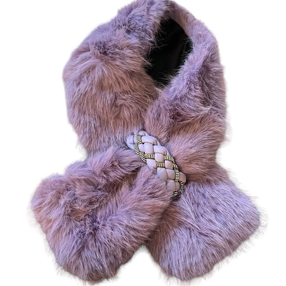 Lavender Purple Rhinestone Faux Fur Leather Embellished Scarf. - Picture 3 of 3